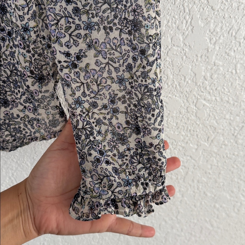 Free People Lela Blouse Blue Floral
Pattern Button Front SZ M - Picture 7 of 8